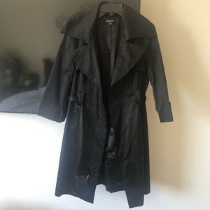 • BEBE TRENCH COAT •